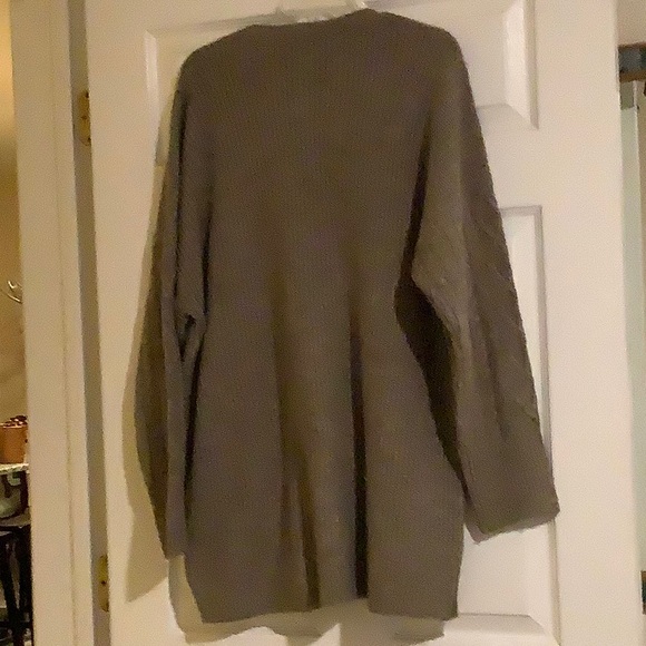 Abercrombie & Fitch Gray Cardigan Sweater - Picture 6 of 9